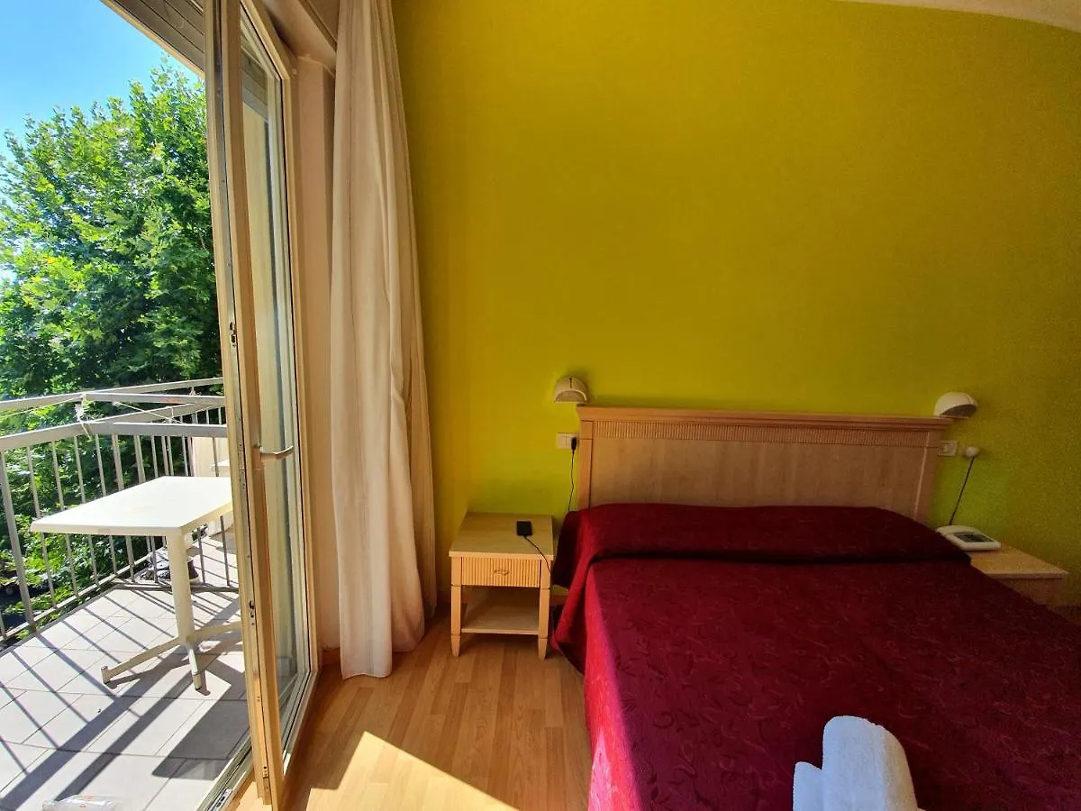 Hotel Aramis Rímini 3*,  Italia