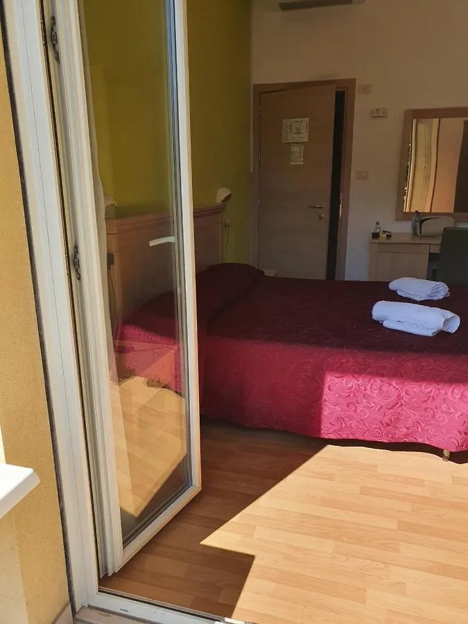 Hotel Aramis Rimini 3*,  Italy